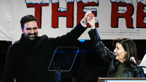 ‘tax-the-rich!’:-mamdani-steps-in-to-defend-hochul-after-supporters-heckle-governor-at-nyc-rally